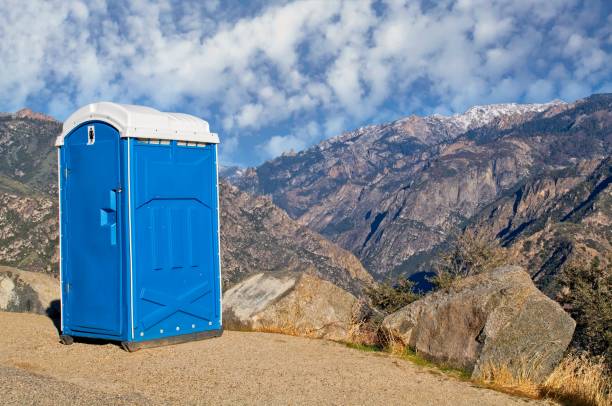 Affordable portable toilet rental in Hillcrest, IL